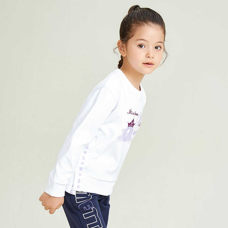 Round Neck Girls Long Sleeve Print Design Sports Pullover